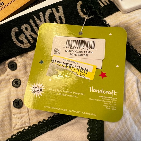 NWT Women's Grinch Claus Cami & Boyshort Set- Sleepwear Set Green XL - Picture 8 of 8